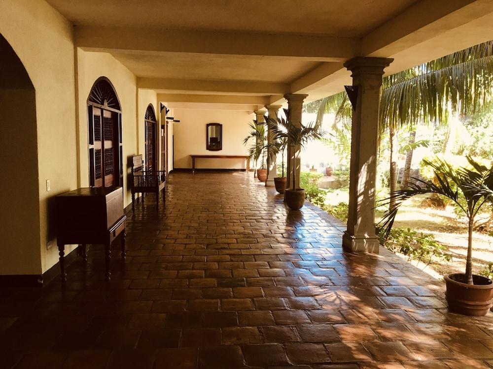 Hotel El Internacional Granada Εξωτερικό φωτογραφία
