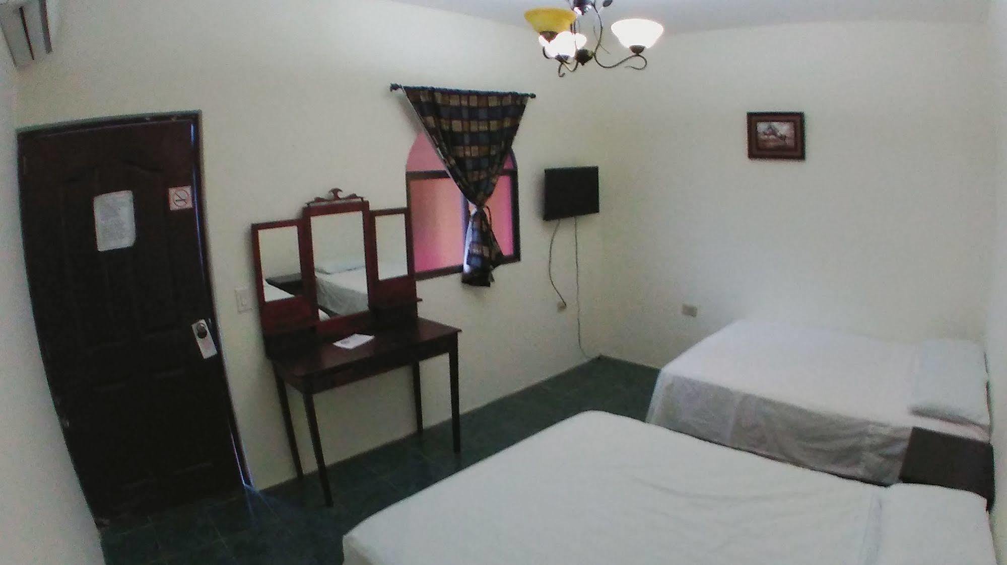 Hotel El Internacional Granada Εξωτερικό φωτογραφία