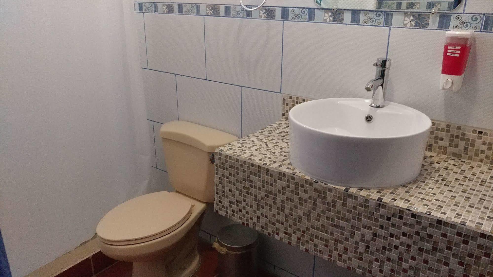 Hotel El Internacional Granada Εξωτερικό φωτογραφία
